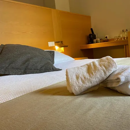 Hotel Hostatgeria De