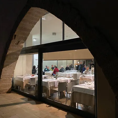 Hostatgeria De Hotel Poblet