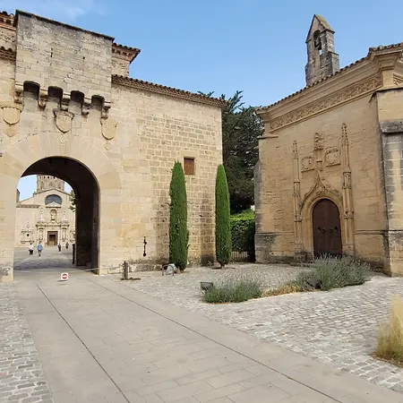 Hostatgeria De 3* Poblet