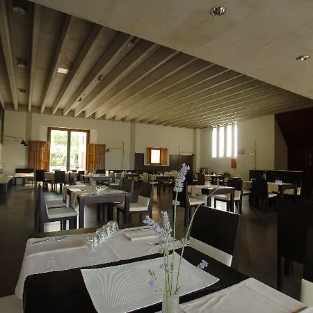 Hostatgeria De Hotel 3*