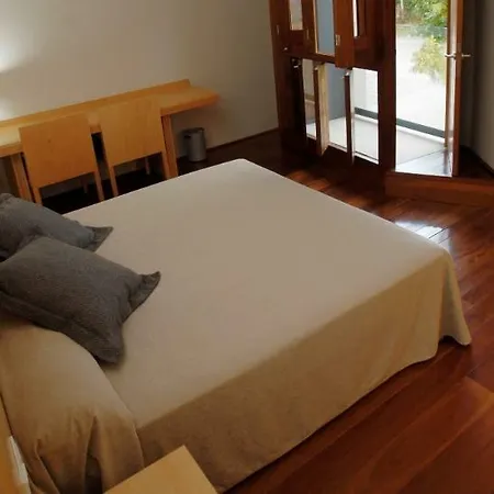 Hostatgeria De Hotel 3*