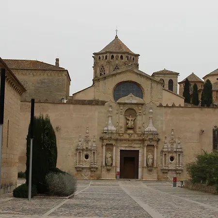 Hostatgeria De 3* Poblet