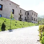 Hotel Hostatgeria De 3*