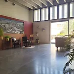 Hotel Hostatgeria De 3*