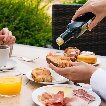 霍斯塔加利亚波夫莱特酒店 酒店 波贝勒特