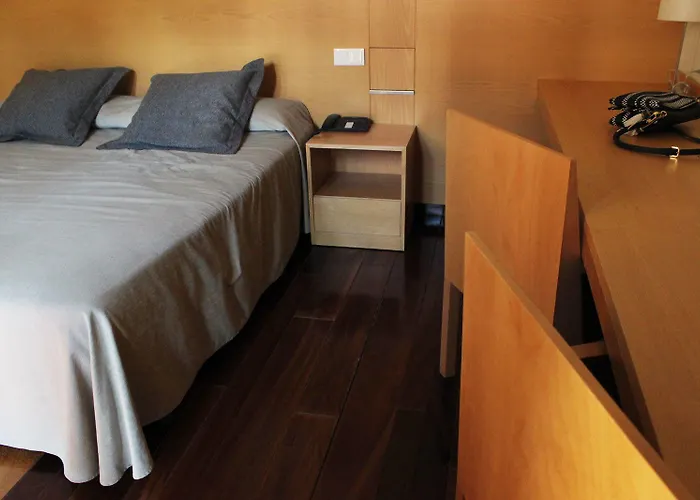 Hostatgeria De Hotel 3*