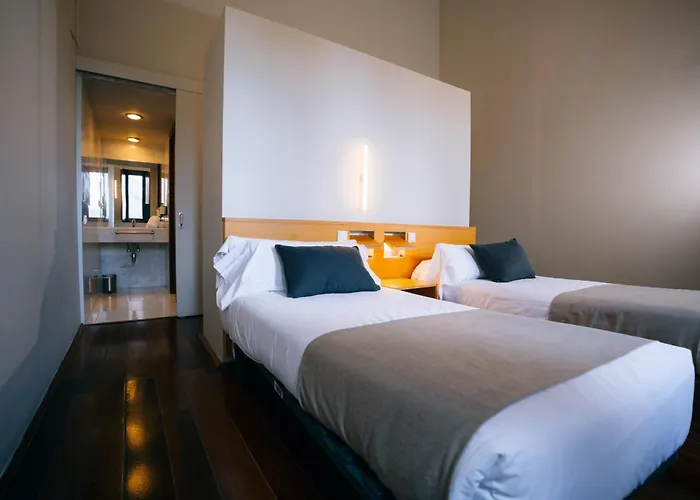 霍斯塔加利亚波夫莱特酒店 3*