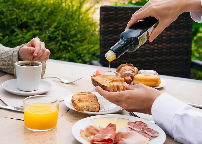 Hostatgeria De Hotel Poblet
