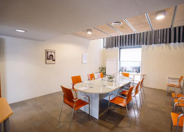Hotel Hostatgeria De 3*