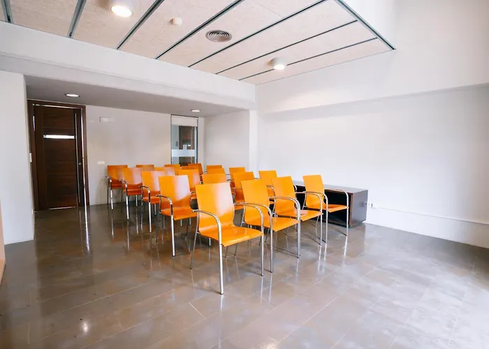 Hostatgeria De Hotel Poblet